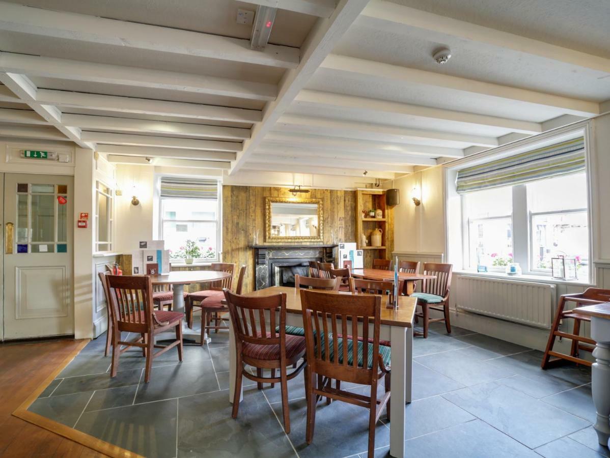 The Swan Hotel Wadebridge Exterior photo
